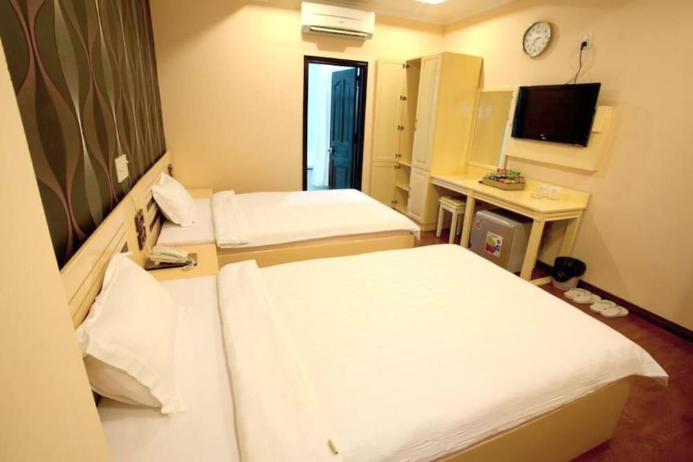linh phuong 2 hotel