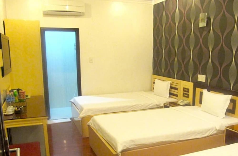 linh phuong 2 hotel