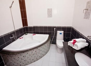 nathalies vung tau restaurant and hotel