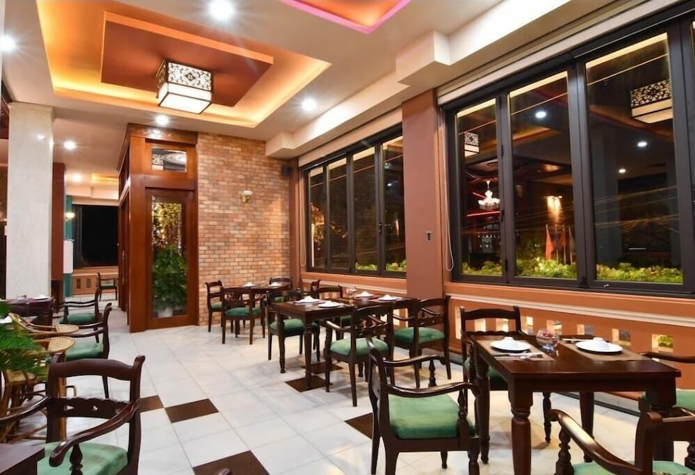 nathalies vung tau restaurant and hotel