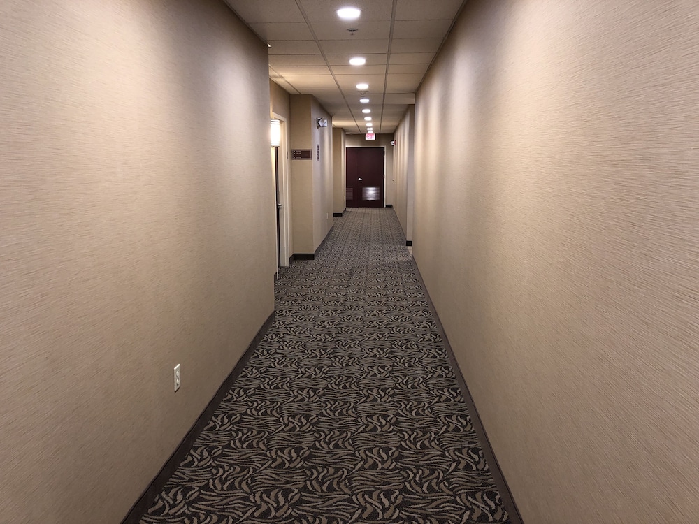 comfort suites mahwah ramsey