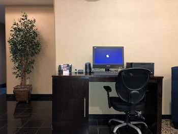 comfort suites mahwah ramsey