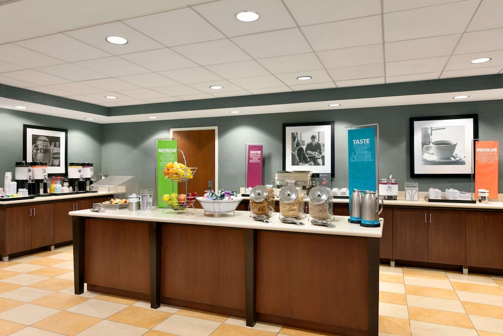 hampton inn and suites mahwah