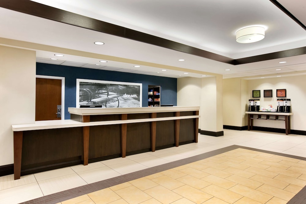 hampton inn and suites mahwah