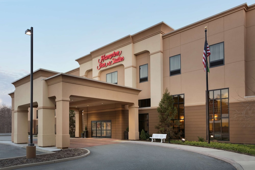 hampton inn and suites mahwah