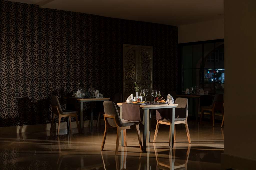 sealife lounge hotel adult only