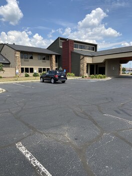 quality inn and suites goshen