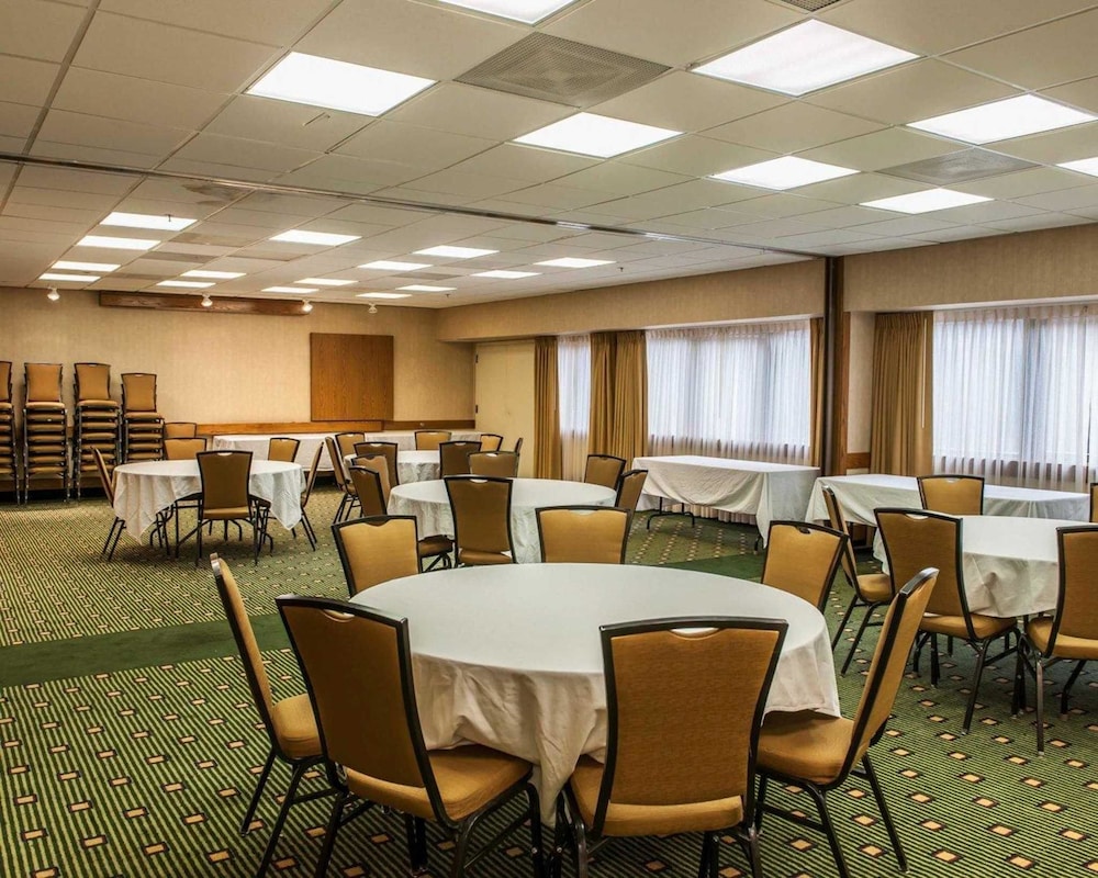 quality inn and suites goshen