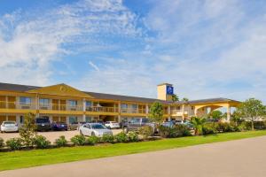 americas best value inn and suites waller prairie view