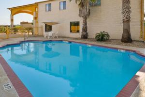 americas best value inn and suites waller prairie view