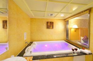 chyuan du spring resort