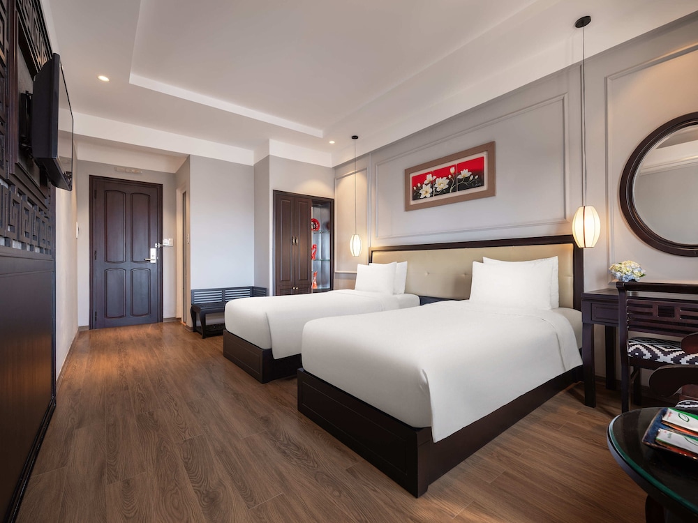 hue serene palace hotel