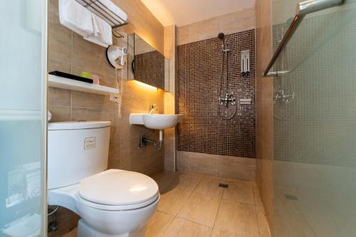 the river fashion hotel