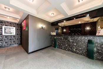 The River Fashion Hotel,Cianjin>>Kaohsiung,3 star