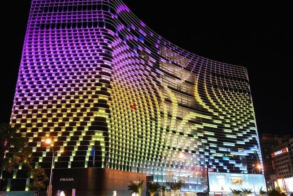 the river fashion hotel