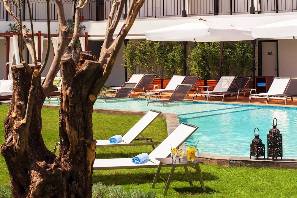 mola cunda hotel