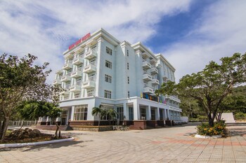 minh dam hotel and restaurant