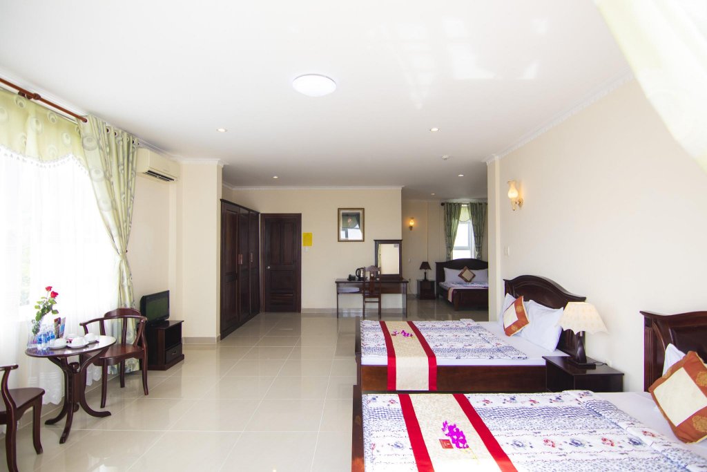 minh dam hotel and restaurant