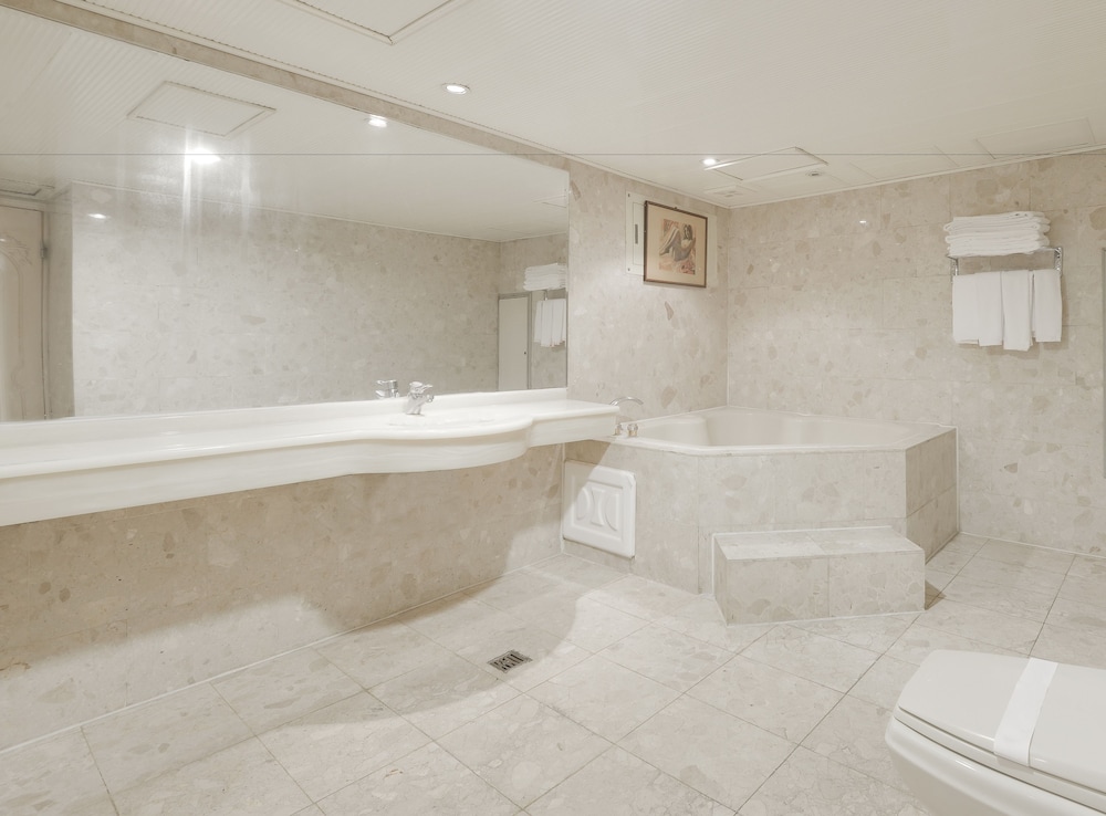 forbes hotel