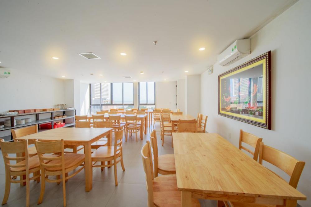 ha nhung hotel nha trang