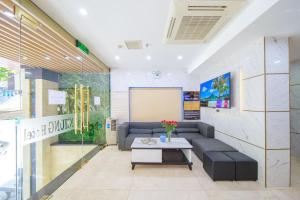 ha nhung hotel nha trang