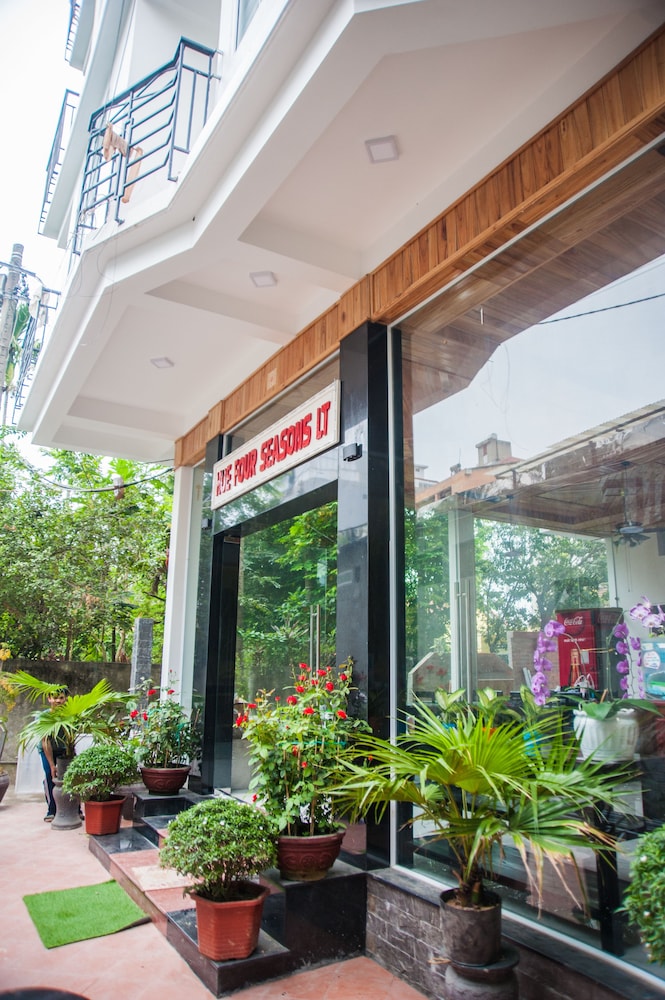 hue four seasons hotel