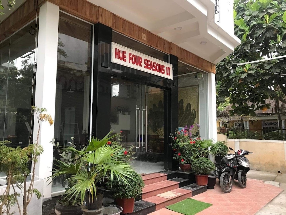 hue four seasons hotel