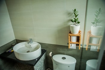 hue four seasons hotel