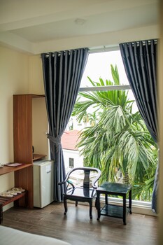 hue four seasons hotel