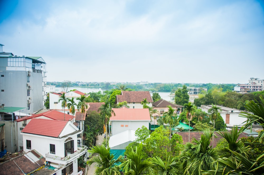 hue four seasons hotel