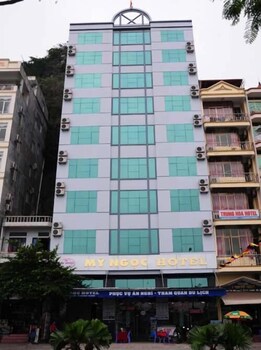 my ngoc hotel catba