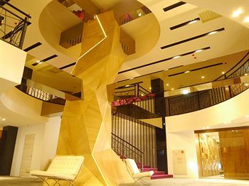 The Tree House,Sanfong Temple>>Kaohsiung,4 star