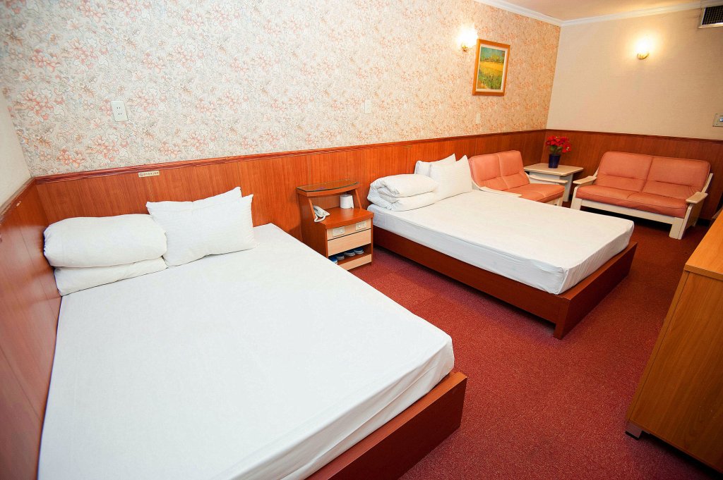 new may flower hotel