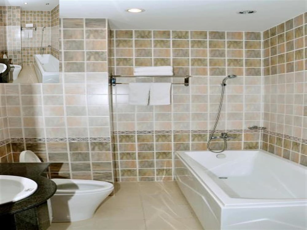 madella hotel