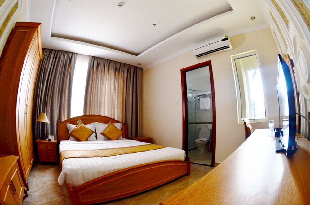 madella hotel