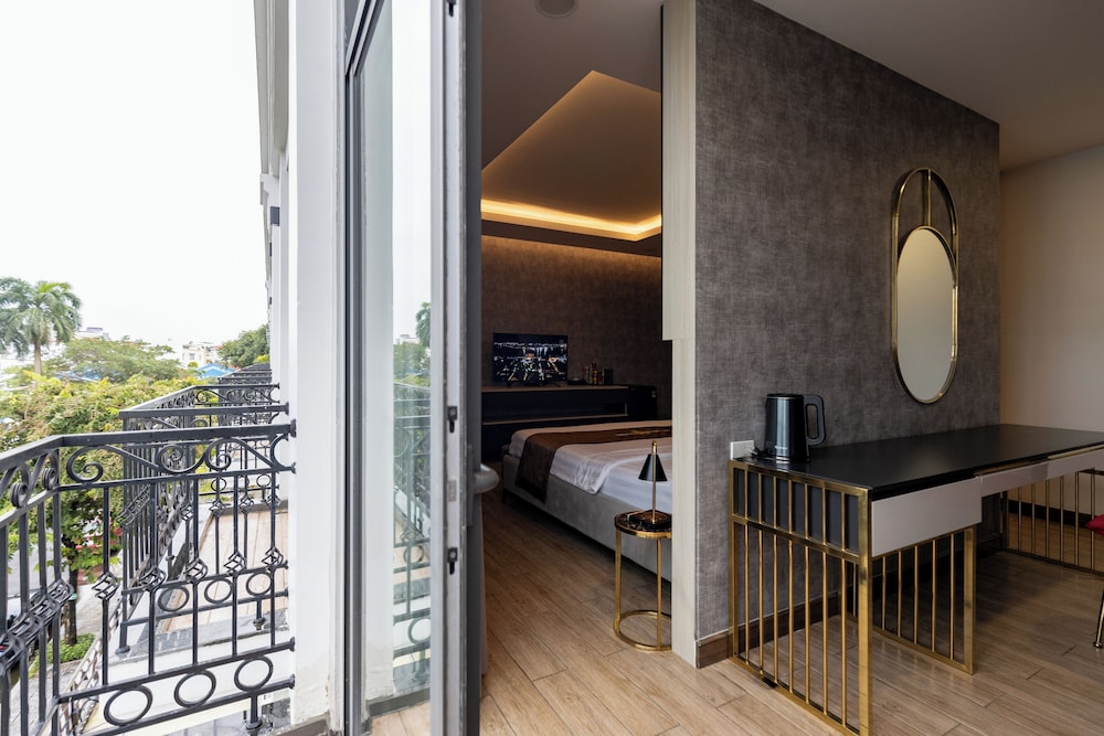 luxhome mekong hotel