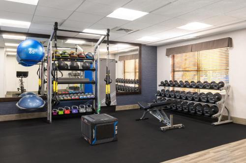 hampton inn and suites manteca