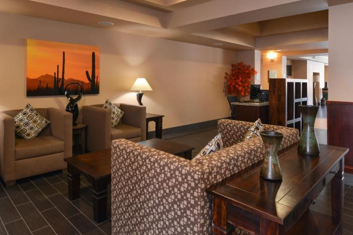 holiday inn express and suites globe by ihg