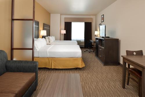 holiday inn express and suites globe by ihg