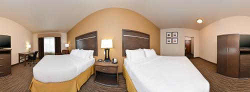 holiday inn express and suites globe by ihg