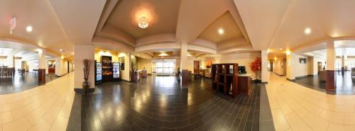 holiday inn express and suites globe by ihg