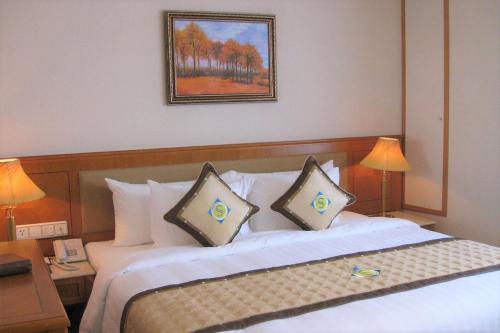 a25 luxury hotel