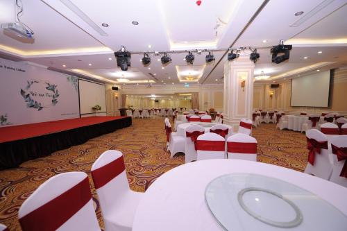 a25 luxury hotel