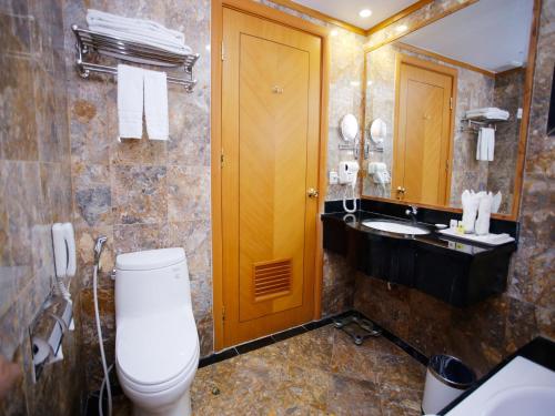 a25 luxury hotel