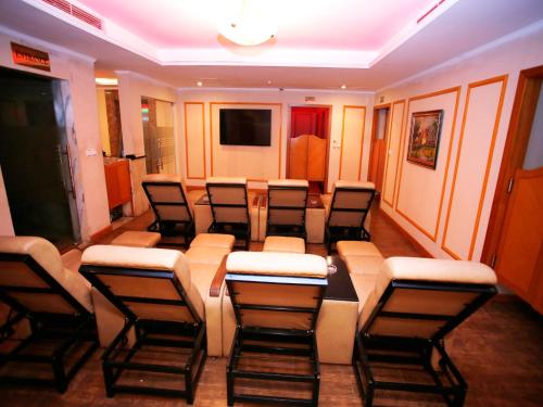 a25 luxury hotel
