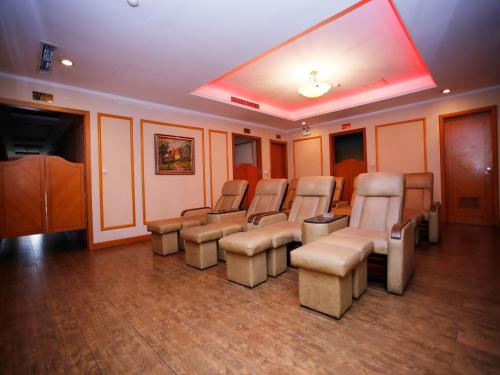 a25 luxury hotel