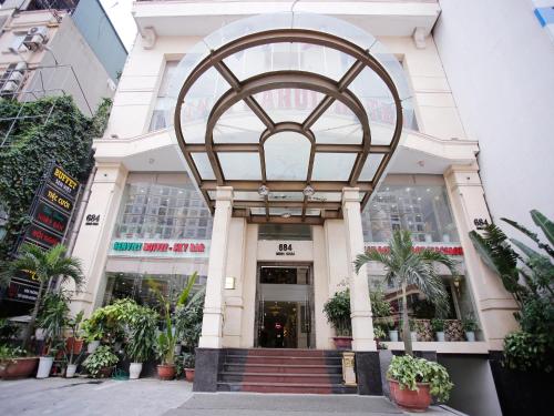 a25 luxury hotel