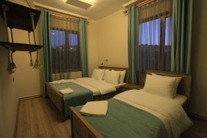 miro mara boutique hotel and lounge bar