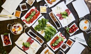 miro mara boutique hotel and lounge bar