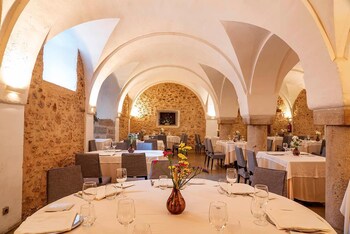 hotel castillo de pilas bonas